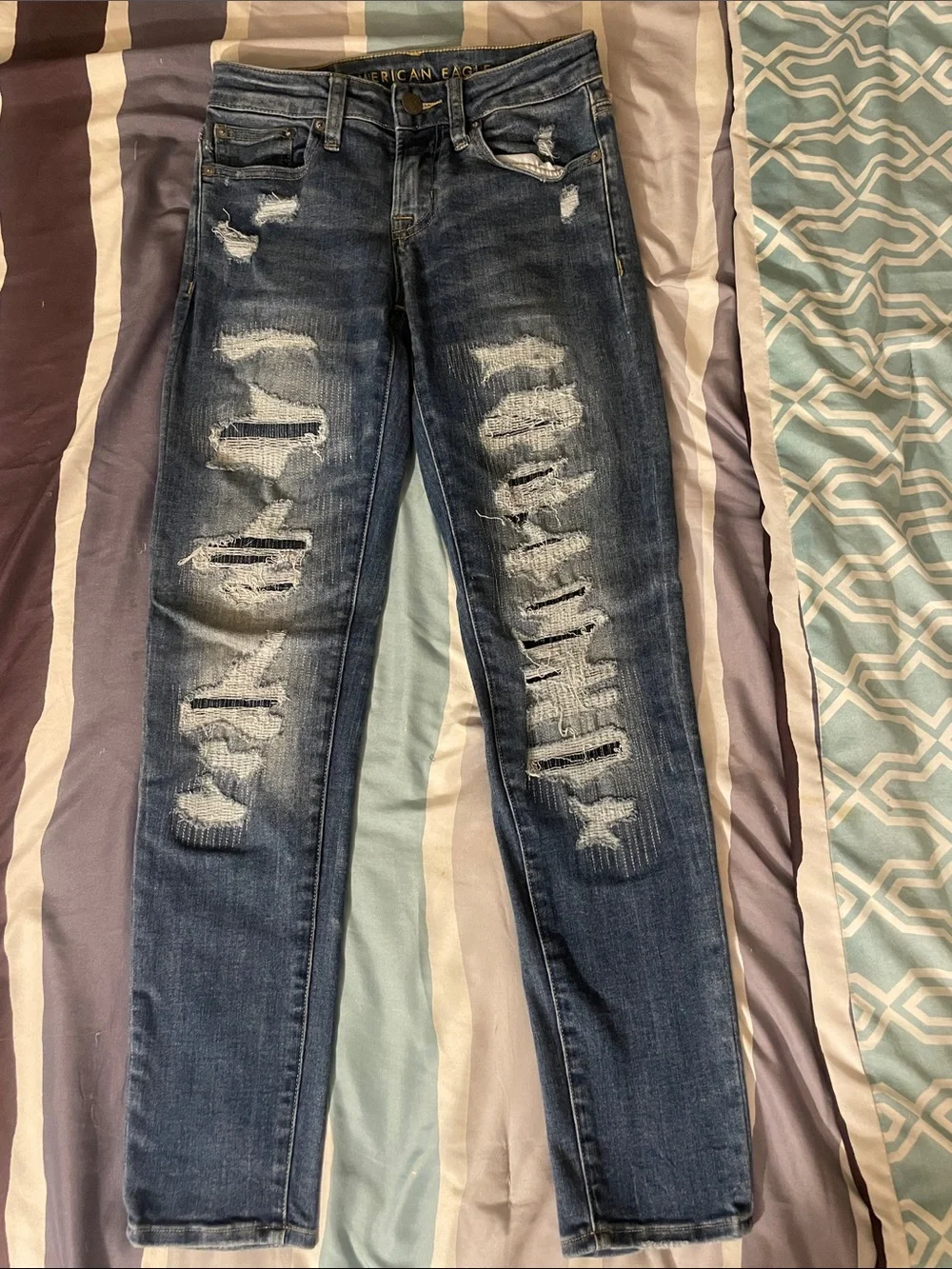 American Eagle Outfitters Women's Ripped Dark Blue Skinny Jeans